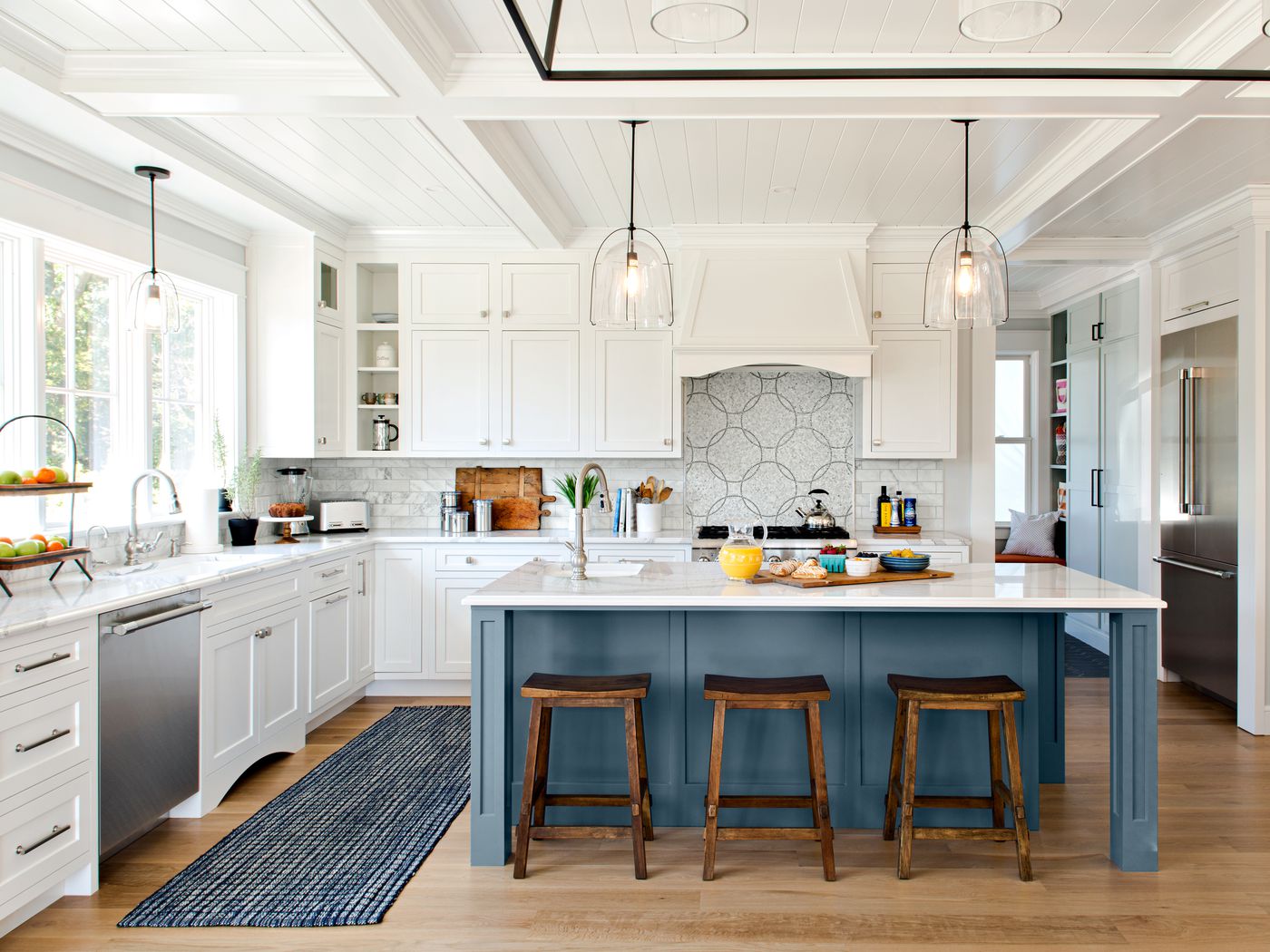 Kitchen Island Ideas: Design Yours to Fit Your Needs 